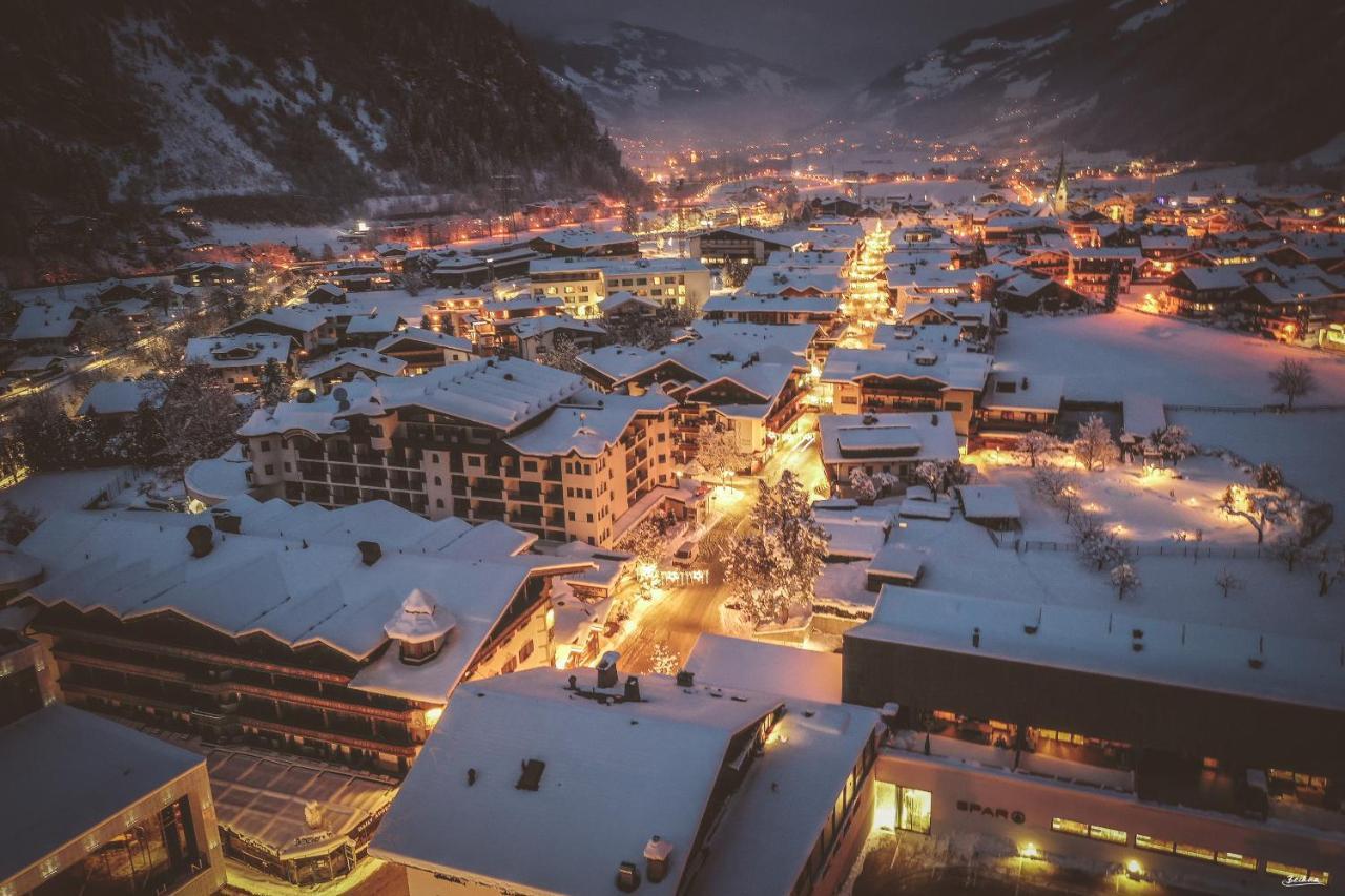 Strass - Sport & Spa Hotel Mayrhofen Exterior photo
