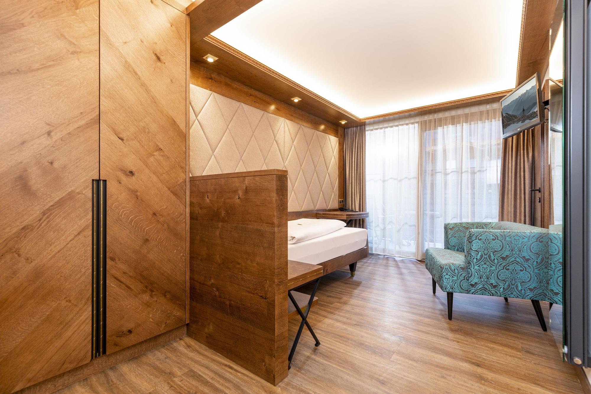 Strass - Sport & Spa Hotel Mayrhofen Exterior photo
