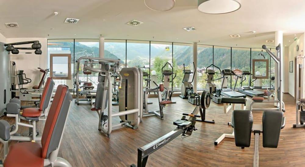 Strass - Sport & Spa Hotel Mayrhofen Exterior photo