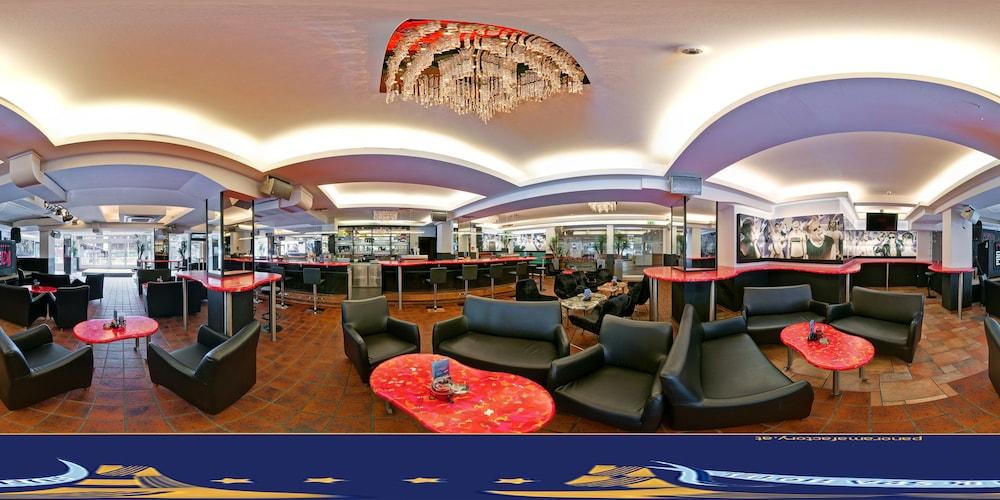 Strass - Sport & Spa Hotel Mayrhofen Exterior photo