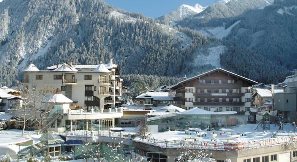Strass - Sport & Spa Hotel Mayrhofen Exterior photo
