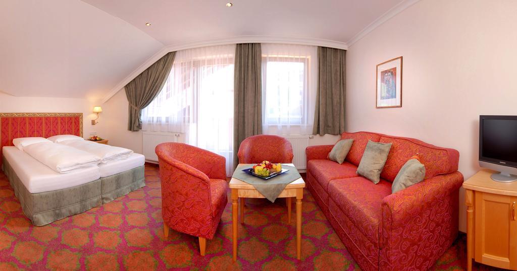 Strass - Sport & Spa Hotel Mayrhofen Room photo