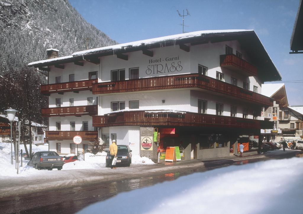 Strass - Sport & Spa Hotel Mayrhofen Exterior photo