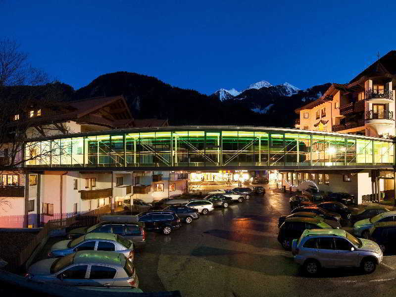 Strass - Sport & Spa Hotel Mayrhofen Exterior photo